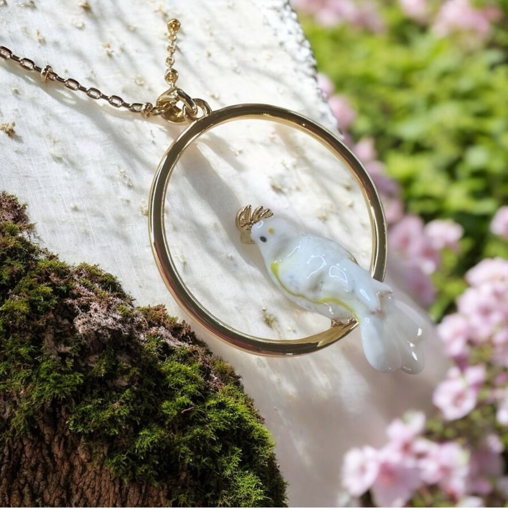NEW White & Yellow Gold Cockatiel Bird Sitting In A Gold Hoop Pendant Necklace - Picture 4 of 16